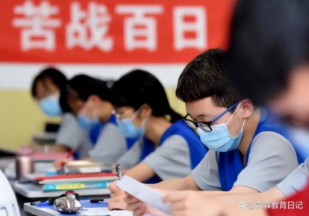 2023年四省联考作文题目出炉，4个省份3个版本，看似简单实则不易
